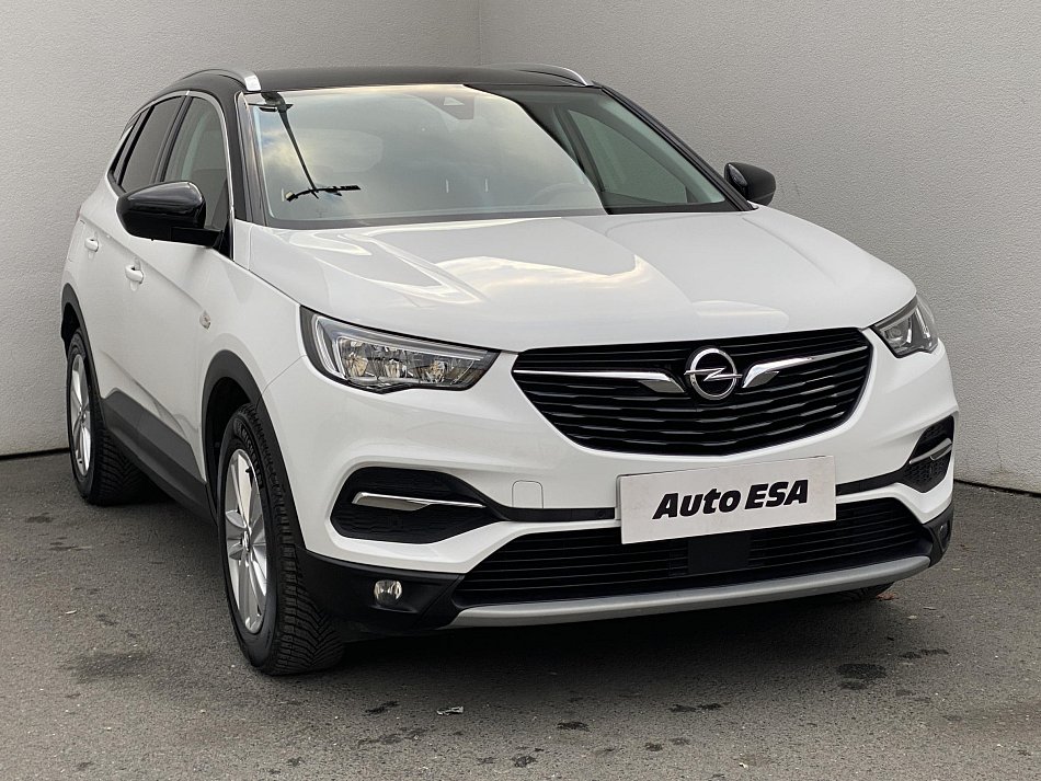 Opel Grandland X 1.2 PT 