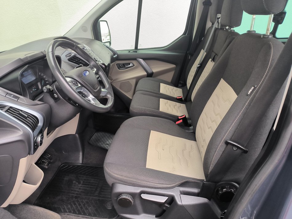Ford Tourneo Custom 2.2TDCi Titanium