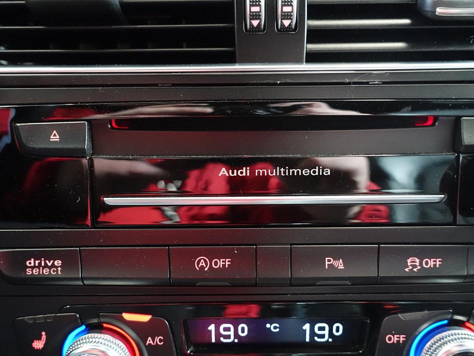 Audi SQ5 3.0V6TDi  Quattro