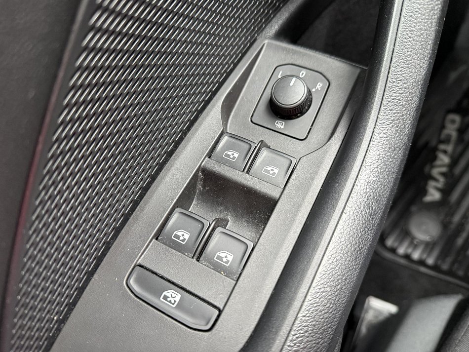 Škoda Octavia IV 2.0 TDi Ambition