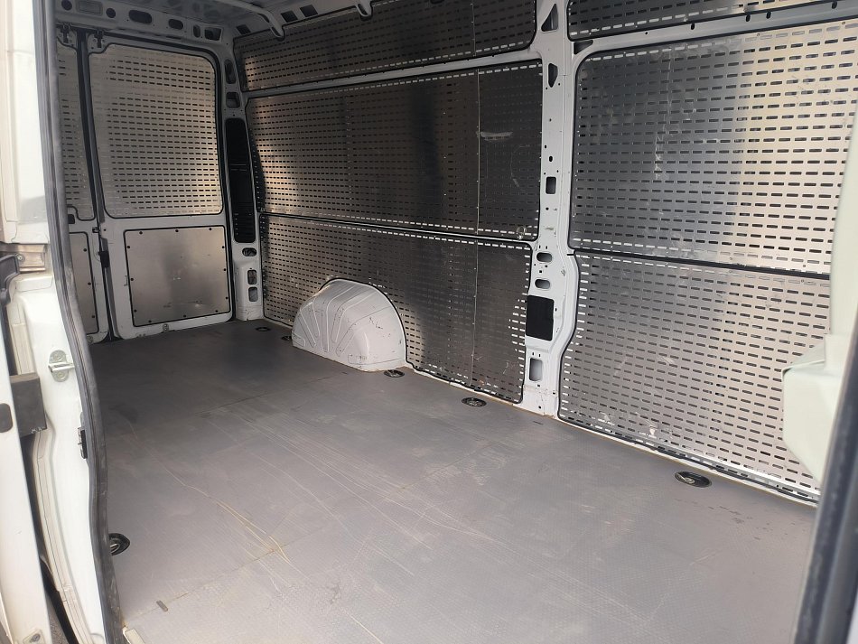 Opel Movano 2.2CDTi  L4H2