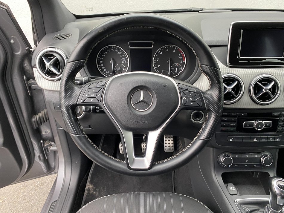 Mercedes-Benz Třída B 1.6i  180