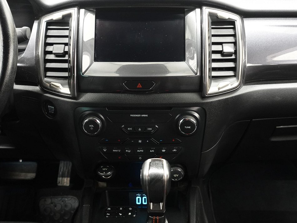 Ford Ranger 2.0TDCI  4x4 THUNDER