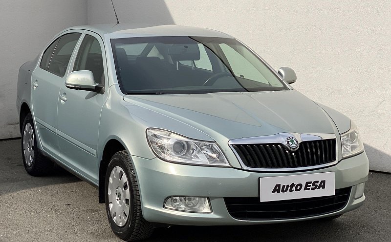 Škoda Octavia II 1.6i Ambiente