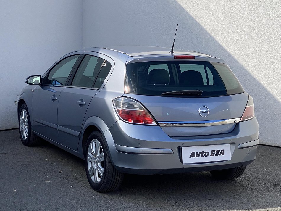 Opel Astra 1.6 i 