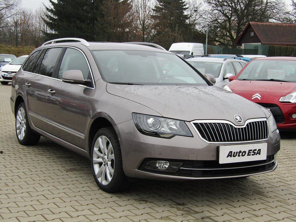 Škoda Superb II 2.0TDi Elegance 4x4