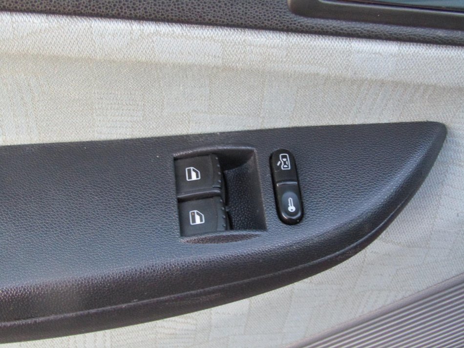 Škoda Fabia I 1.4 MPI 