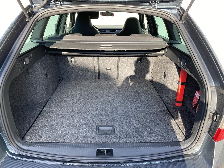 Škoda Octavia III 2.0 TDi RS Challange