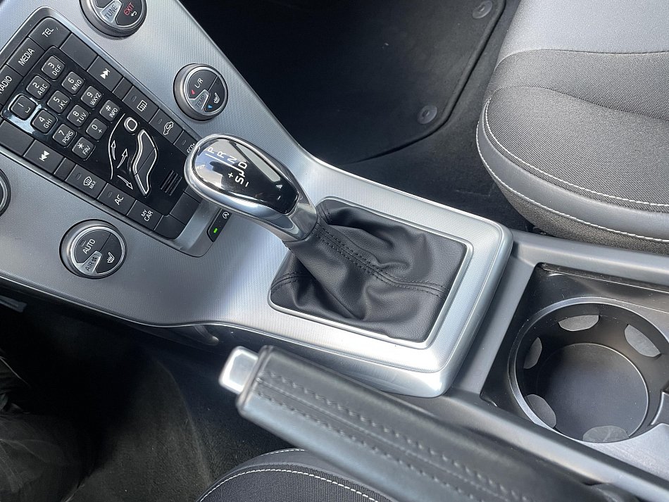 Volvo V40 1.5 T3 Momentum