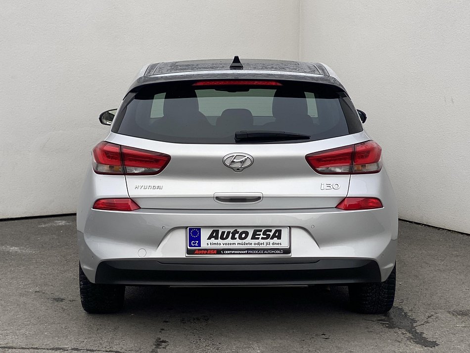 Hyundai I30 1.4 i 