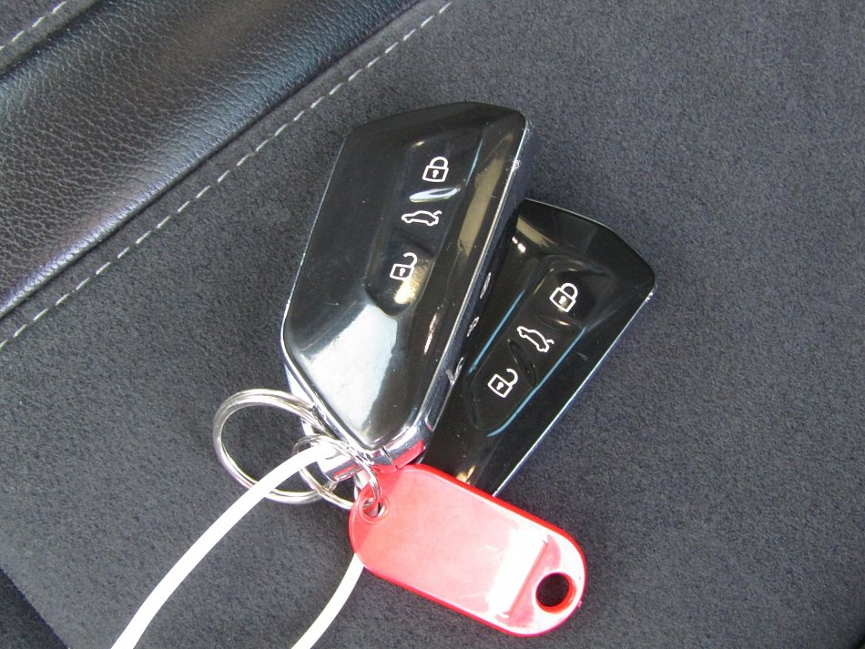 Škoda Octavia IV 2.0 TDi Style Plus