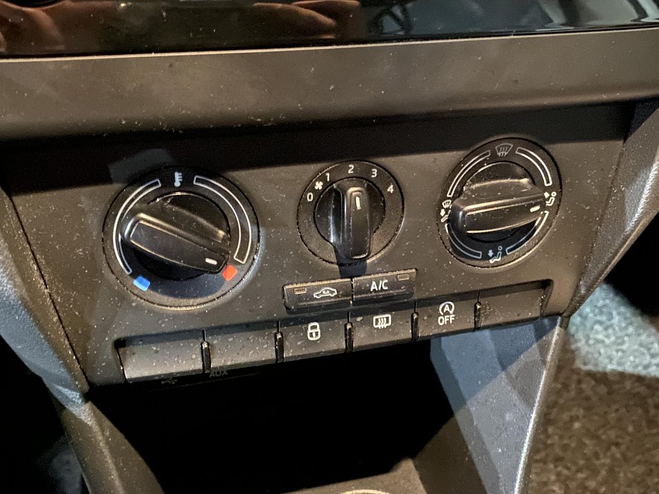 Škoda Rapid 1.2i Cool Edition