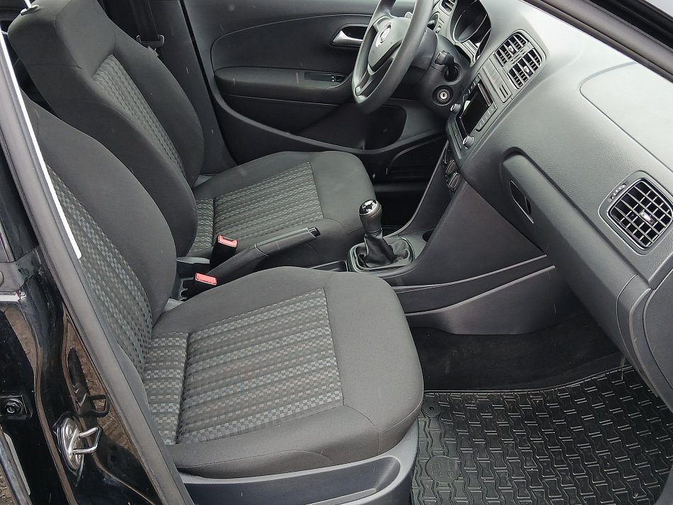 Volkswagen Polo 1.0i 