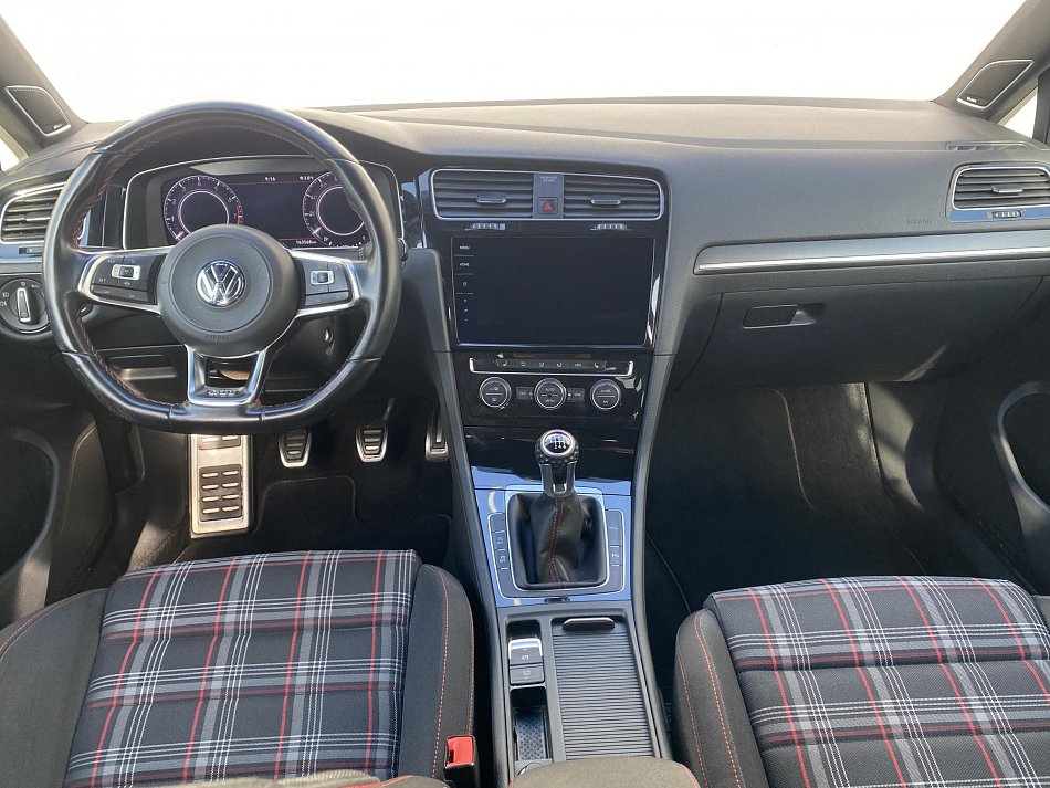 Volkswagen Golf 2.0 TSi GTi Performance