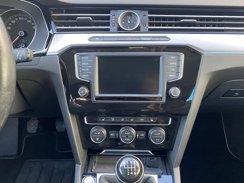 Volkswagen Passat 2.0 TDi Highline