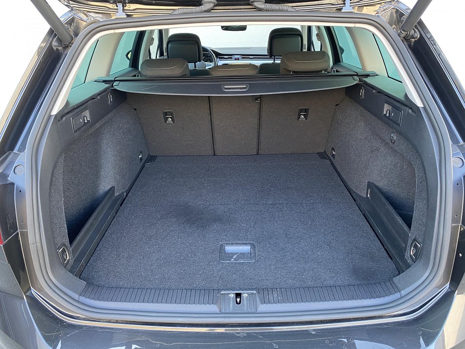 Volkswagen Passat 2.0 TDi Business