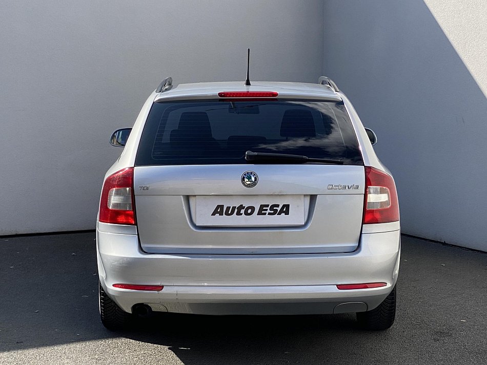 Škoda Octavia II 1.6 TDi Ambiente