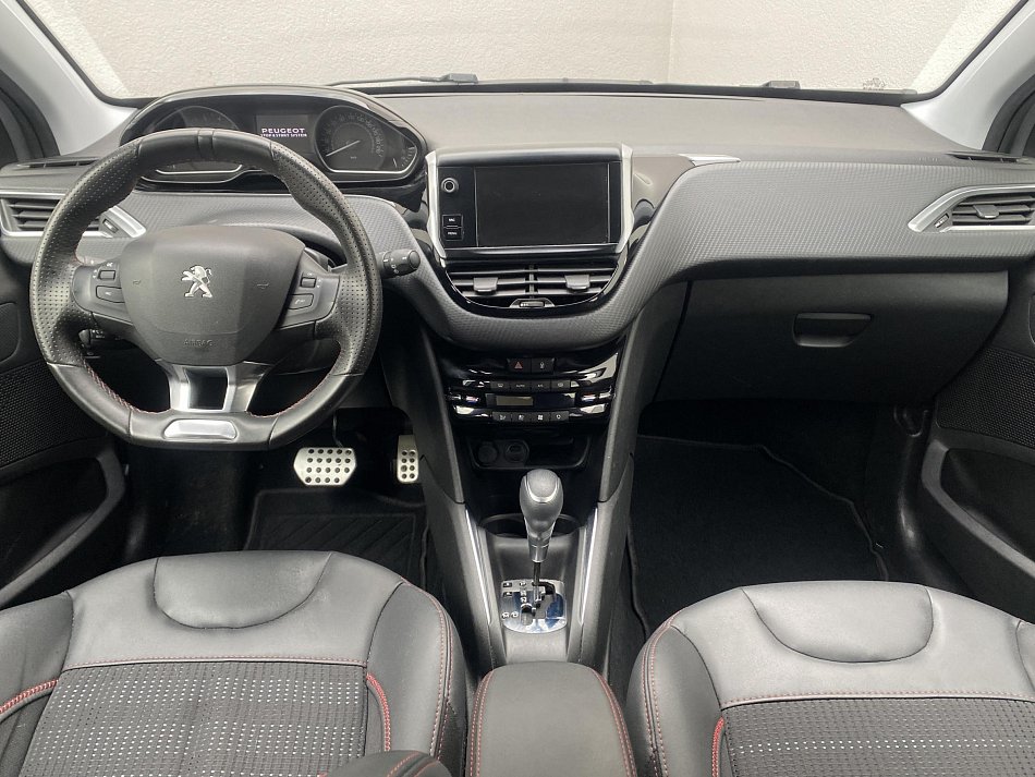 Peugeot 208 1.2 PT GT Line