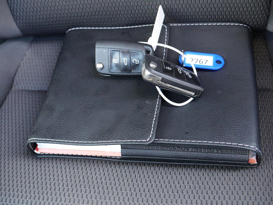 Volkswagen Golf 1.0 TSi 