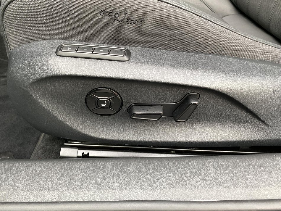 Škoda Superb IV 2.0 TDi L&K 4x4