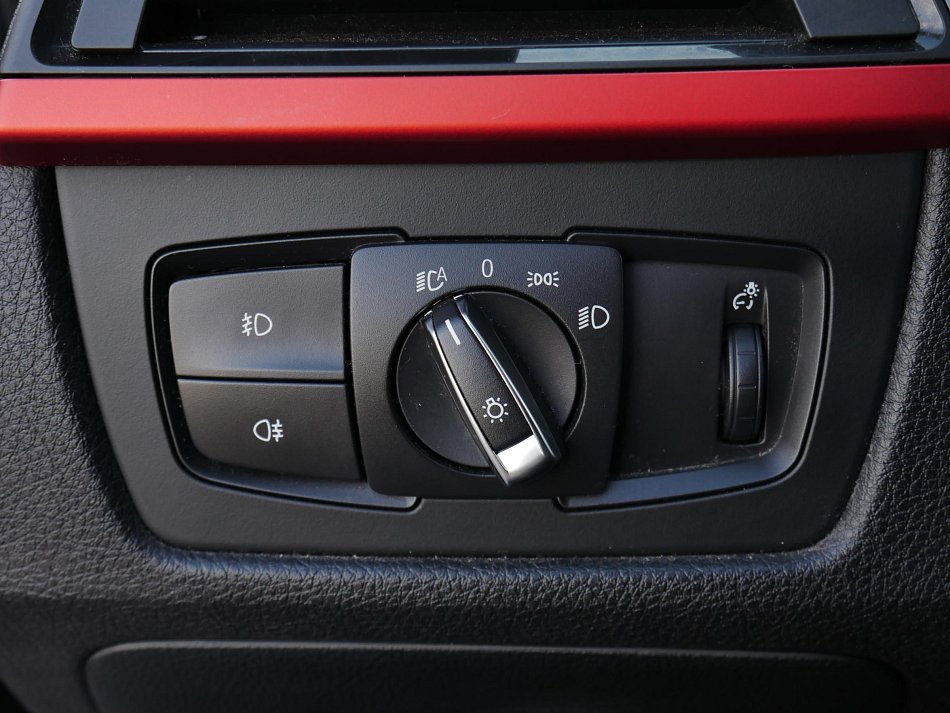 BMW Řada 3 2.0d Sport Line 320d xDrive