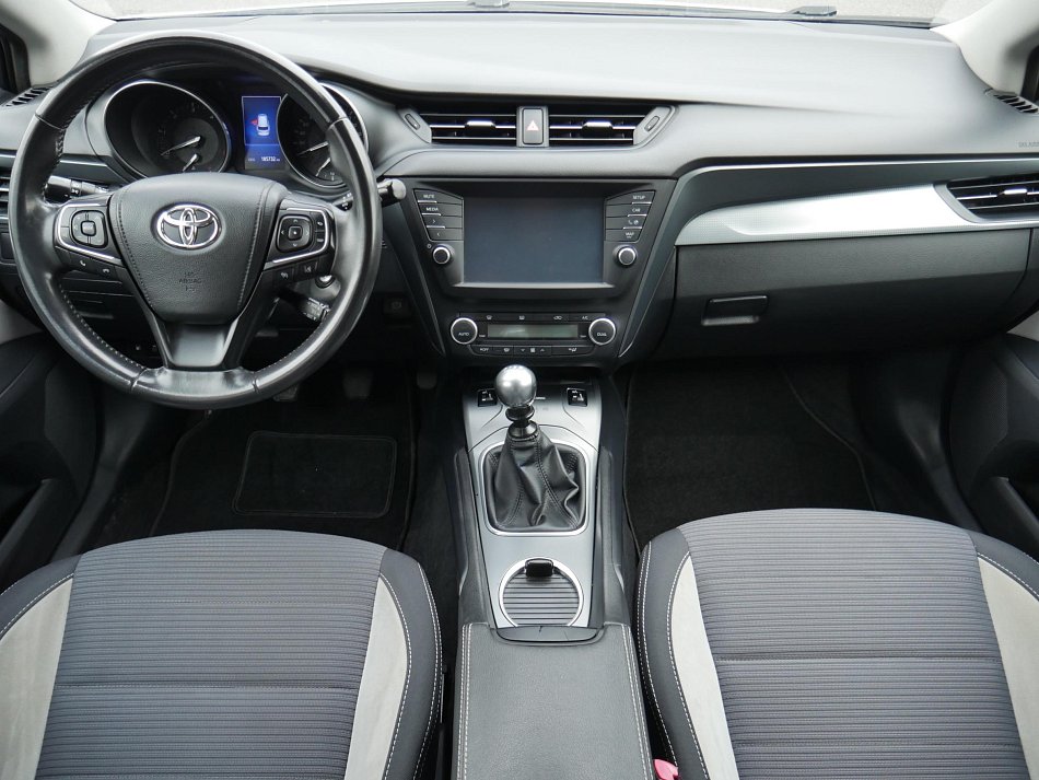 Toyota Avensis 2.0 D-4D 