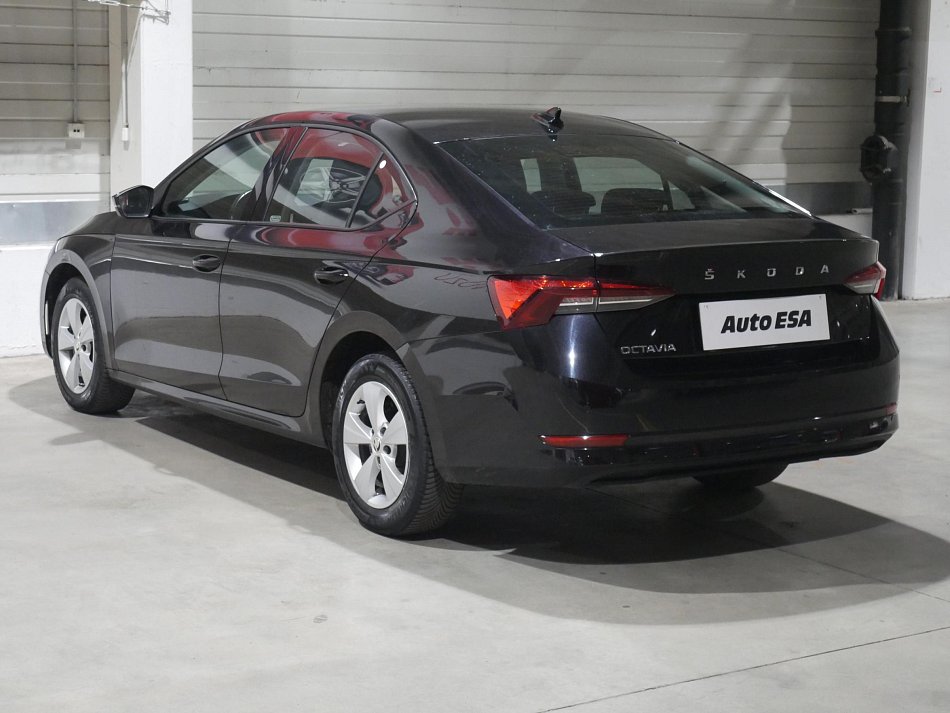 Škoda Octavia IV 2.0 TDi 