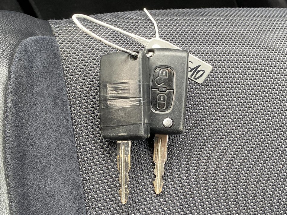 Citroën C-Crosser 2.2 HDi Tendance 4x4