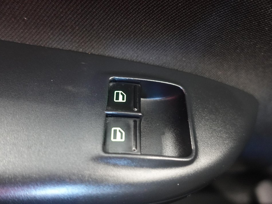 Škoda Octavia II 1.6i 