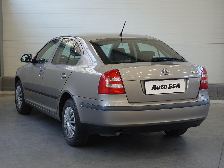 Škoda Octavia II 1.6i 