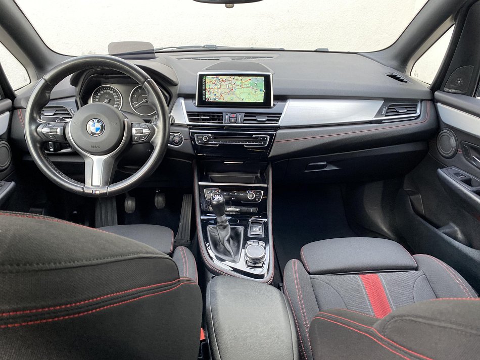 BMW Řada 2 2.0 D Sport 220d