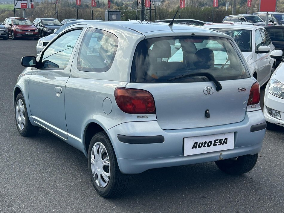 Toyota Yaris 1.0i 