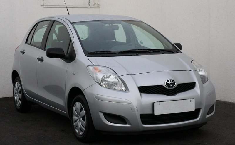 Toyota Yaris 1.0i 