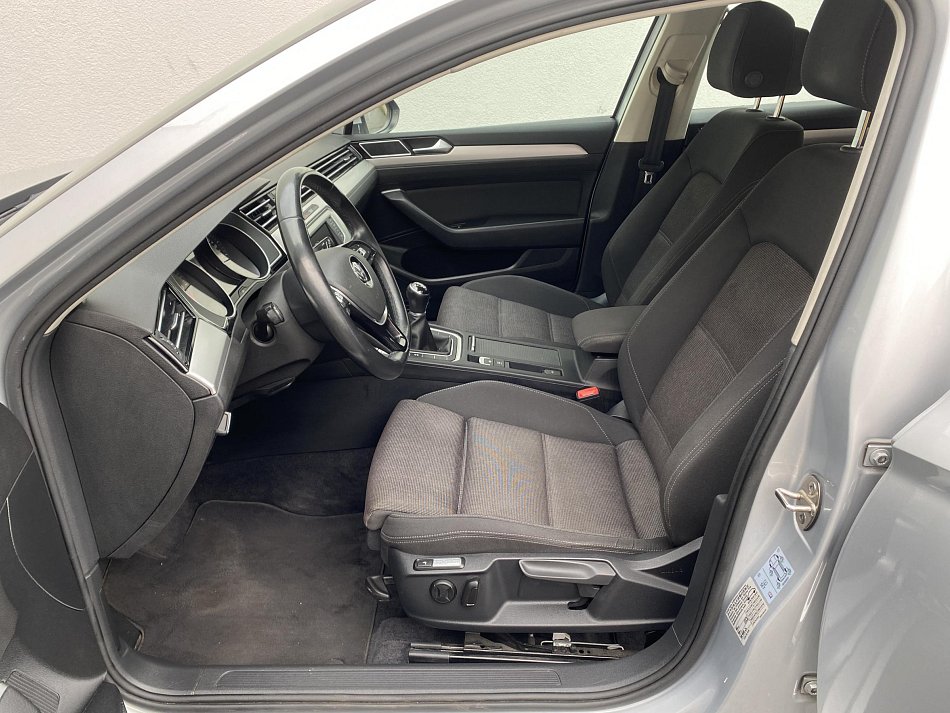 Volkswagen Passat 1.6 TDi Comfortline