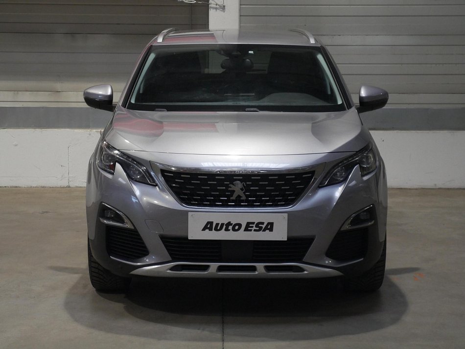 Peugeot 5008 1.5 HDi 