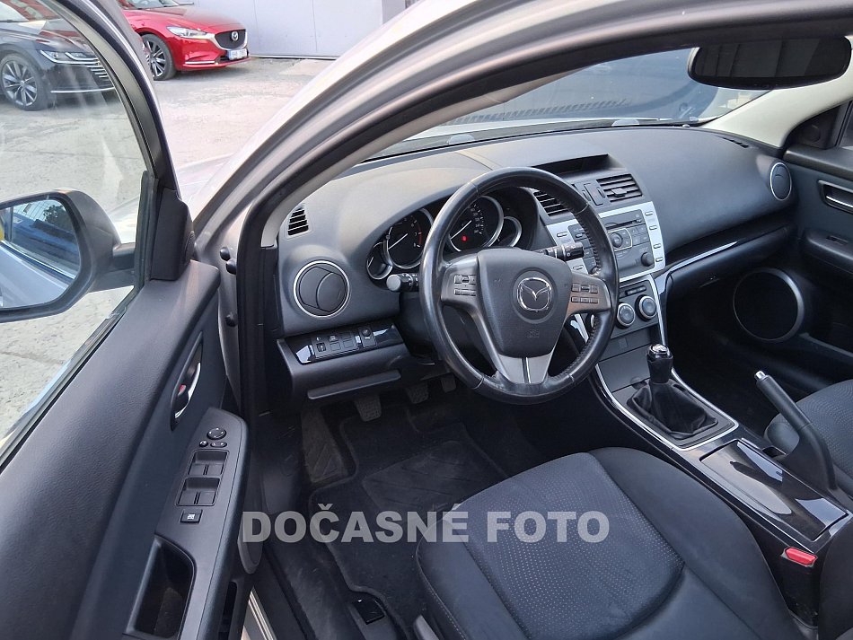 Mazda 6 2.0 i 