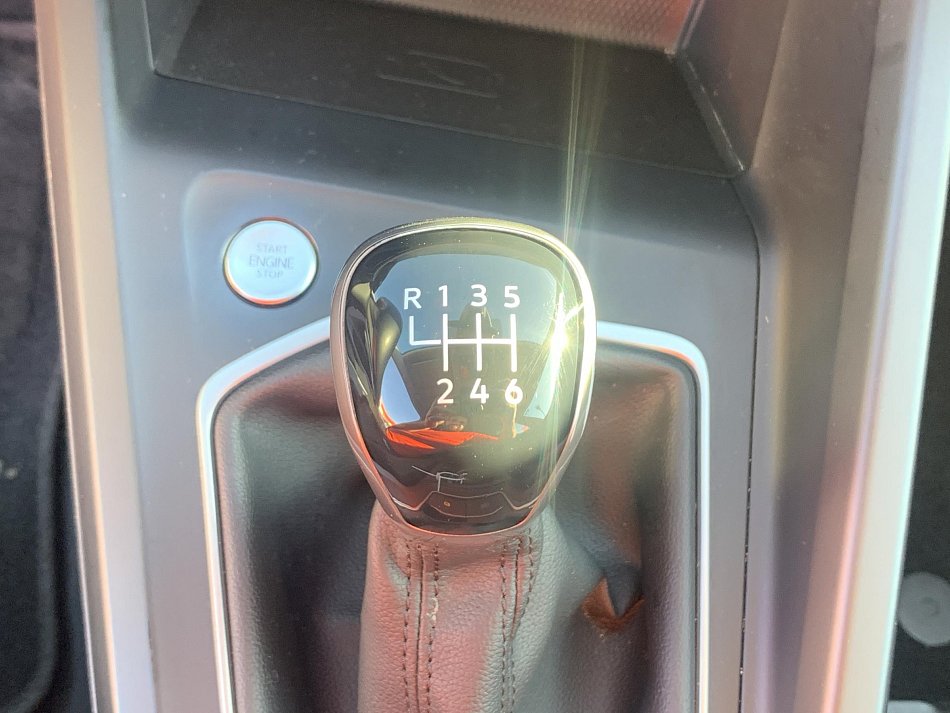 Volkswagen Golf 2.0TDi Life