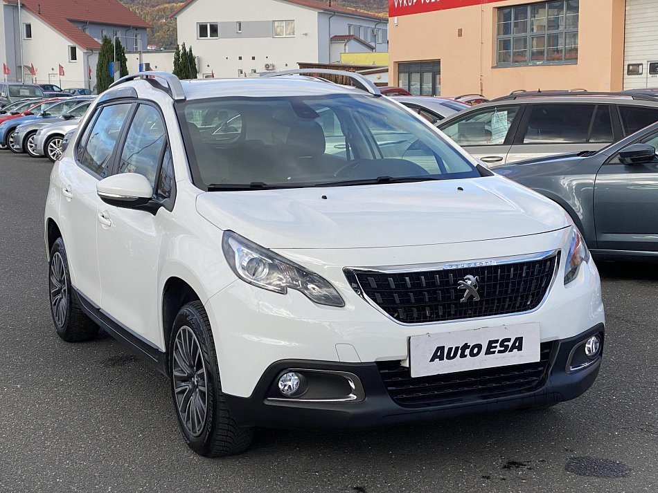Peugeot 2008 1.2i Active