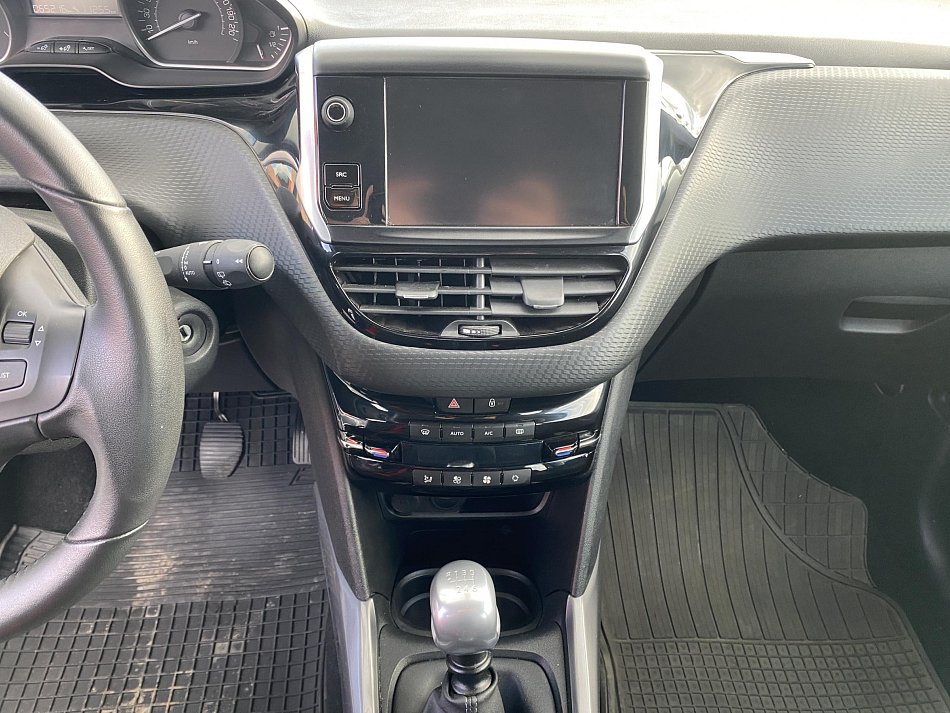 Peugeot 2008 1.2i Active