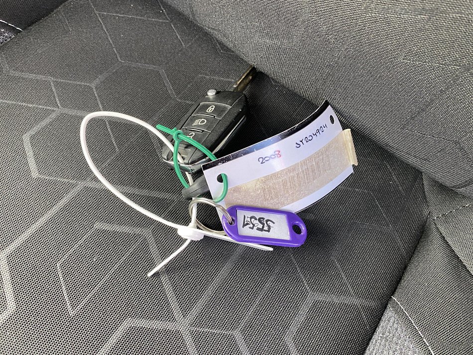 Peugeot 2008 1.2i Active