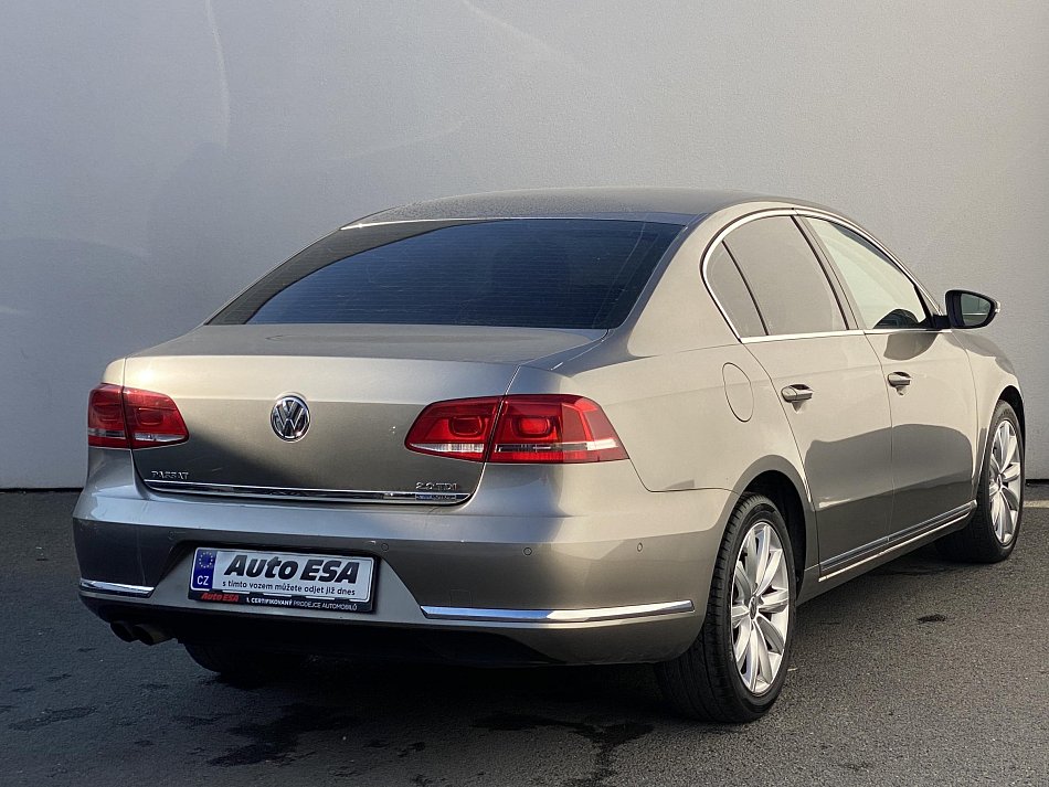 Volkswagen Passat 2.0 TDi Highline