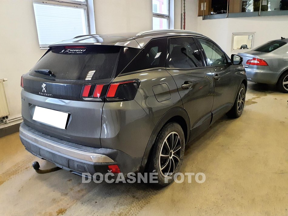 Peugeot 3008 2.0 HDi Active