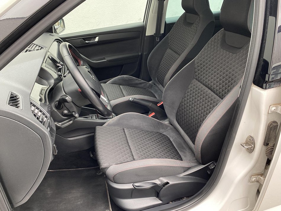 Škoda Fabia III 1.4 TSi  R5 EDITION