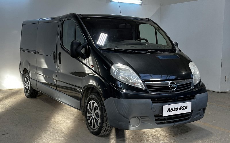 Opel Vivaro 2.0dCi  L2 9míst