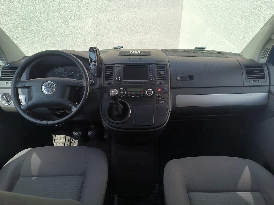 Volkswagen Multivan 2.5TDi 