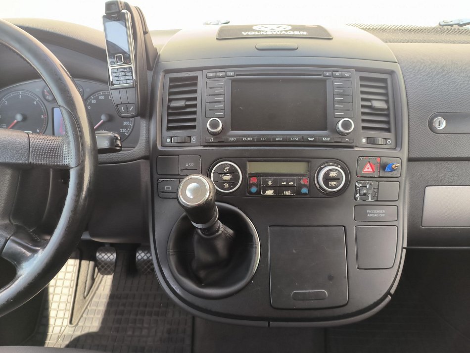 Volkswagen Multivan 2.5TDi 