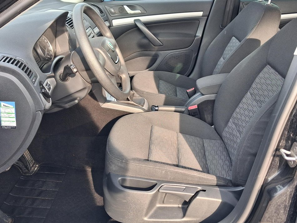 Škoda Octavia II 1.6 TDi Ambition
