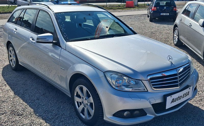 Mercedes-Benz Třída C 2.2CDi  C180