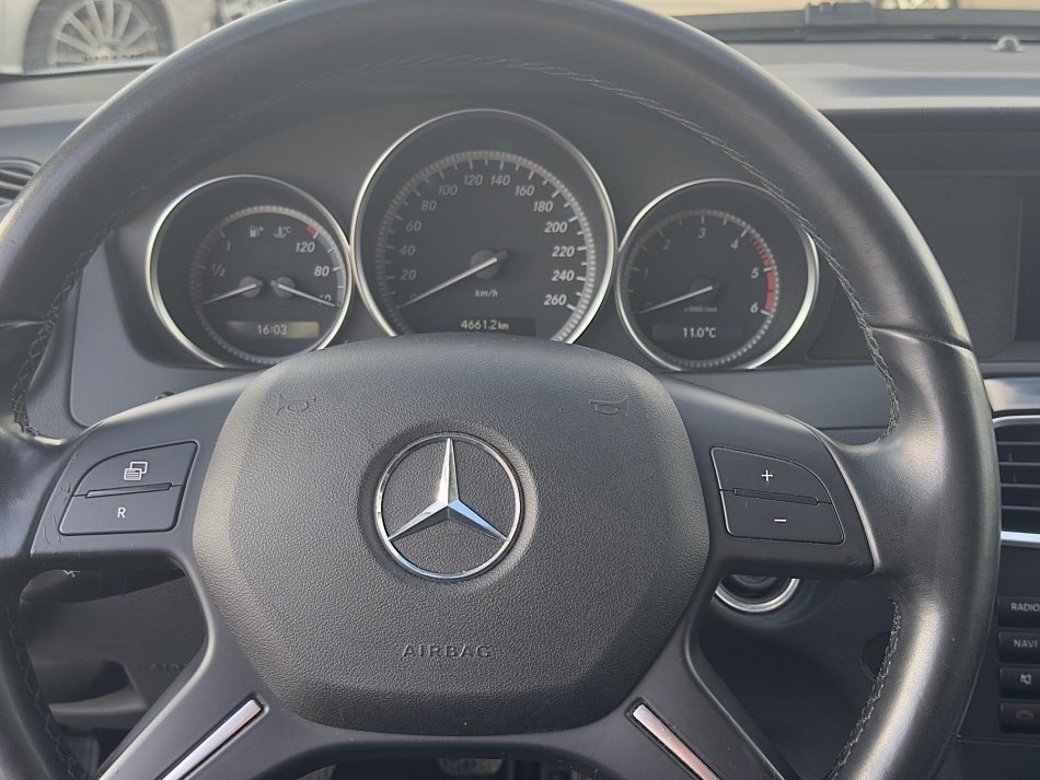 Mercedes-Benz Třída C 2.2CDi  C180