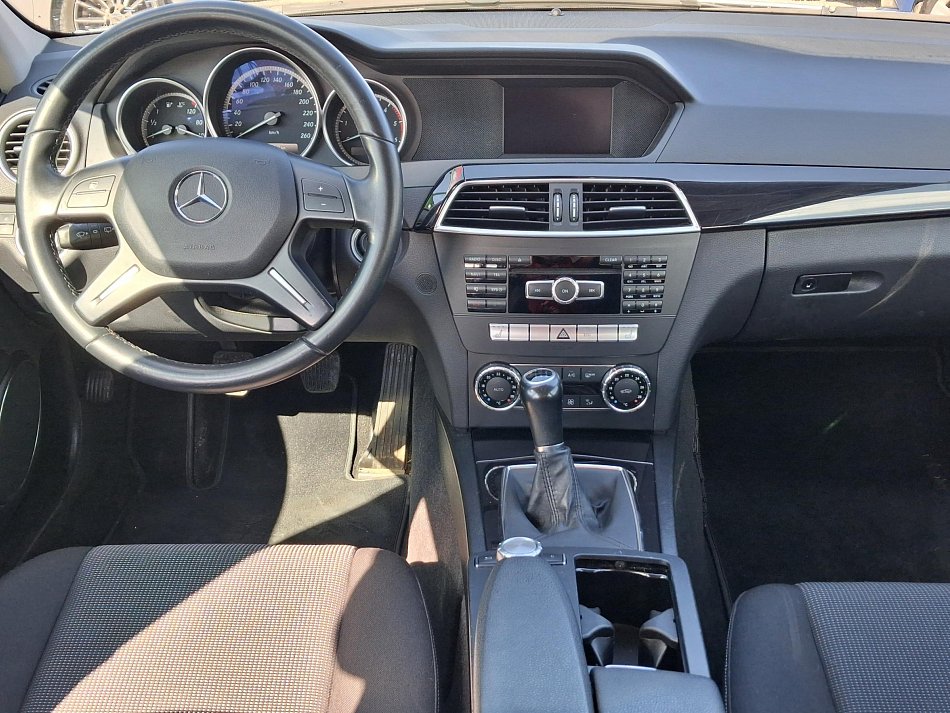 Mercedes-Benz Třída C 2.2CDi  C180